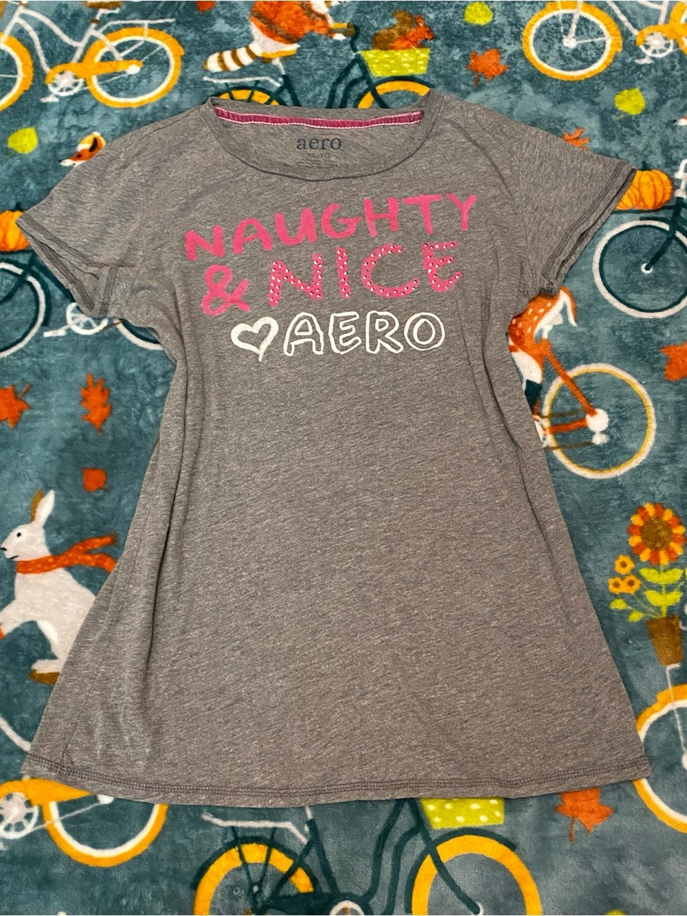 Naughty & Nice Y2K Baby Tee Aero Rhinestones Gray/Pink Short Sleeve Women’s XL